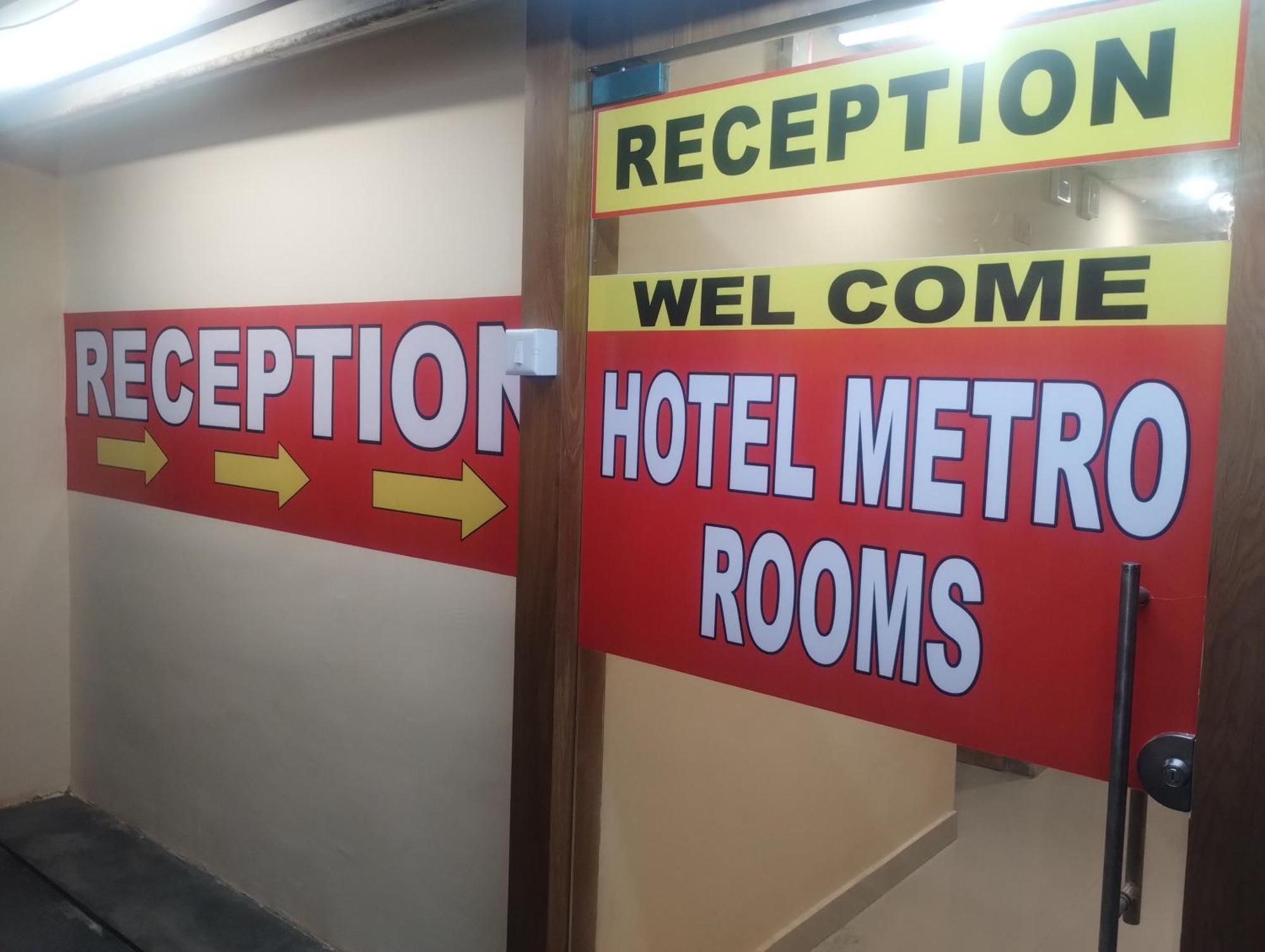 Hotel Metro Althan Surat Exteriör bild